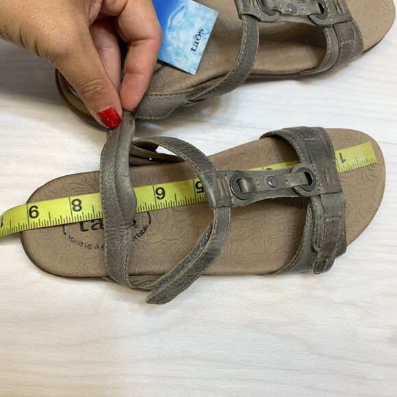 Taos Sandal Womens 6 Gray Swifty Open Toe Ankle Straps Slip On Casual Leather - Picture 9 of 11